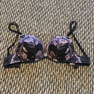 Victoria’s Secret bras